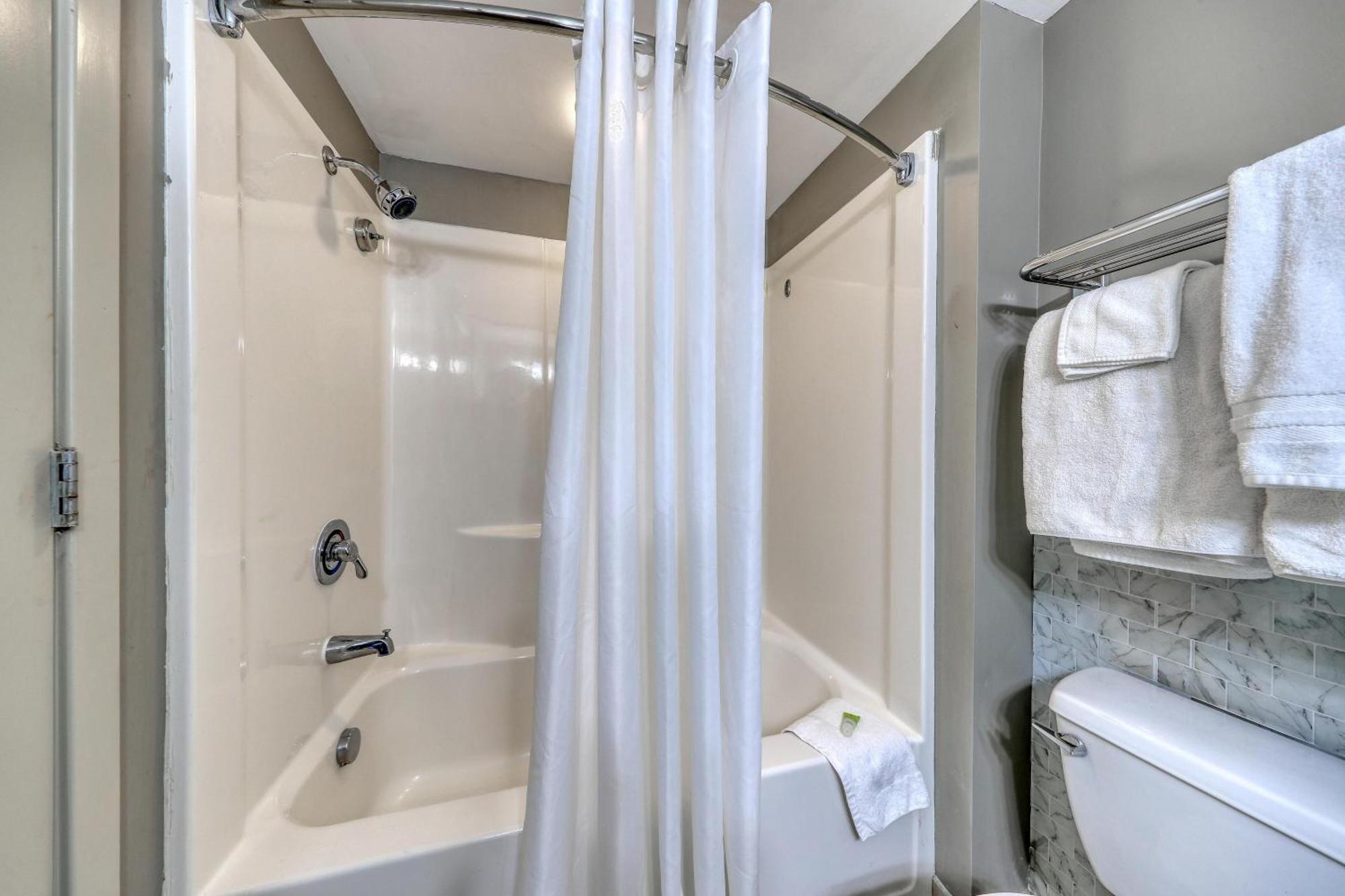 107 S Ocean Blvd, 0308 - Ocean Front Sleeps 6 Villa Myrtle Beach Buitenkant foto